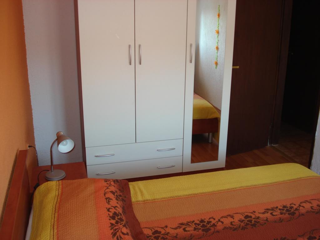 Apartment Jal *