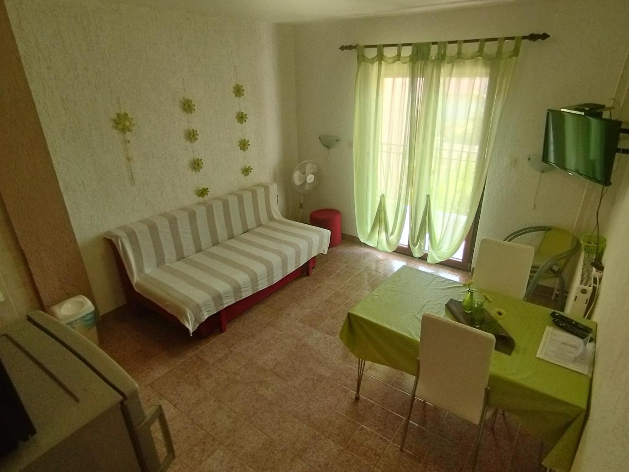 Jal Apartman